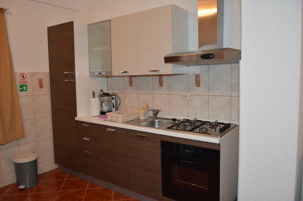 Apartment Vrban Сень Экстерьер фото