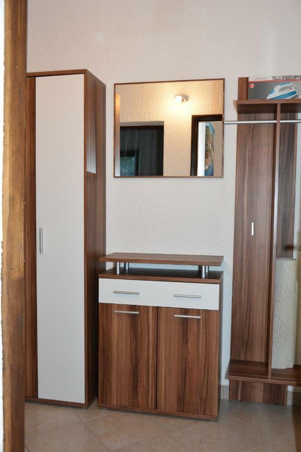 Apartment Vrban Сень Экстерьер фото